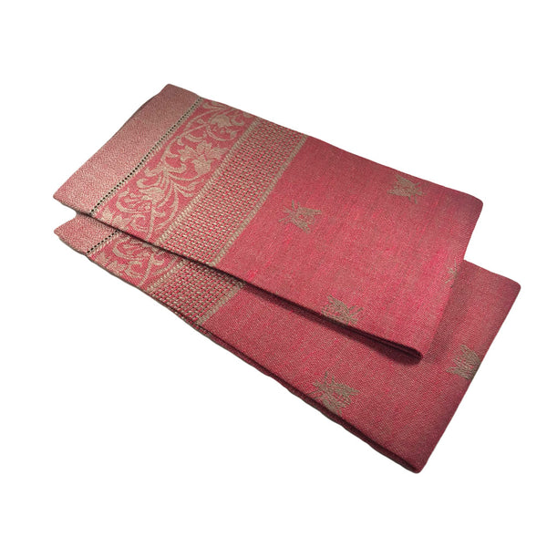 http://www.thehiddencountship.com/cdn/shop/products/hand-towel-100-linen-bees-red-wine-03_grande.jpg?v=1605116091